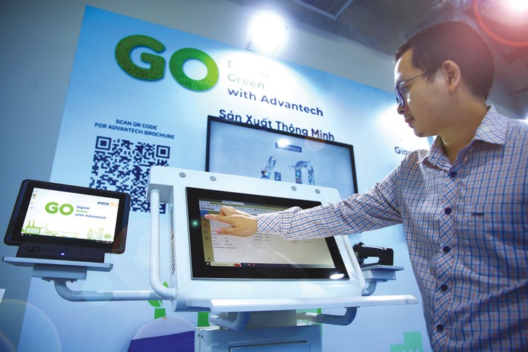 Nhiều quy định mới được đề xuất để đẩy mạnh thu hút nguồn lực từ khu vực tư nhân vào lĩnh vực khoa học công nghệ, đổi mới sáng tạo, chuyển đổi số.