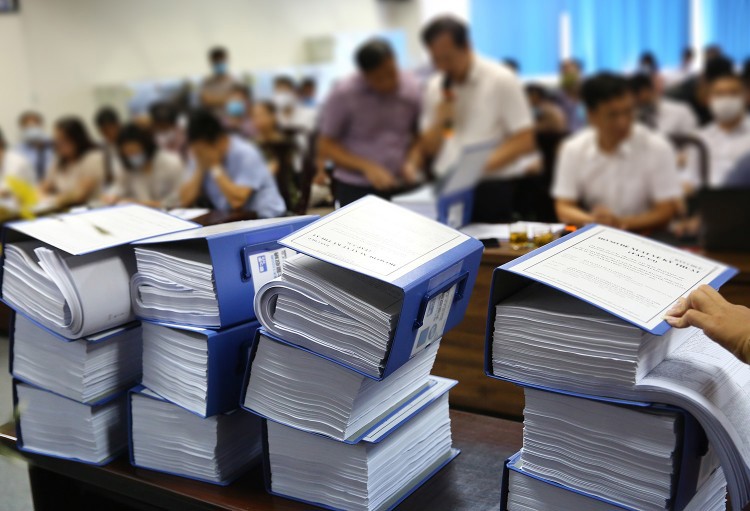 Thông tư số 80/2025/TT-BTC quy định chi tiết mẫu hồ sơ yêu cầu, báo cáo đánh giá, báo cáo thẩm định, kiểm tra, báo cáo tình hình thực hiện hoạt động đấu thầu.